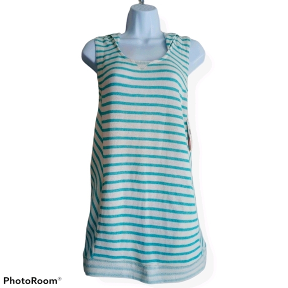 Roxy Women's Sleeveless Hoodie. - Picture 1 of 12
